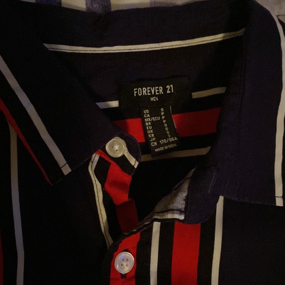 FOREVER 21 STRIPPED BUTTON UP SHIRT - Picture 3 of 3
